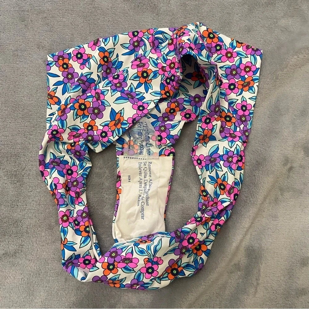 New! Frankie’s Bikinis Nick Bikini bottoms flower farm 24138